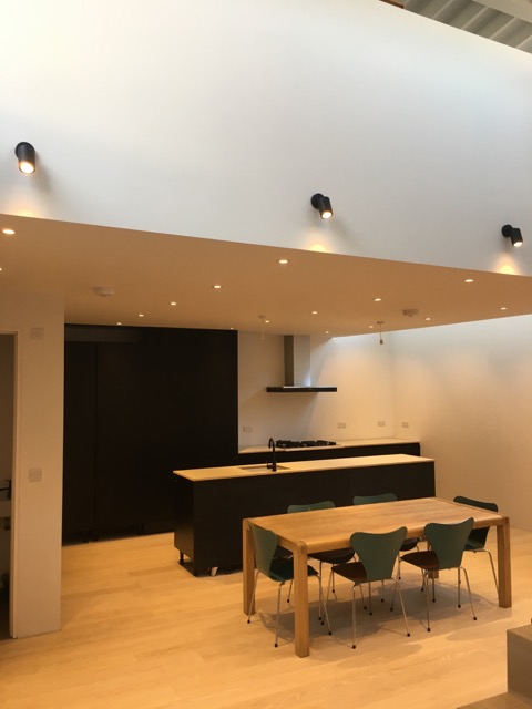 Galleried Dining